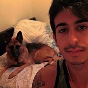 Meet your Posher, Robert